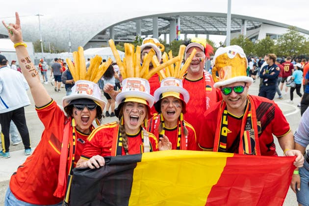 IR Iran Vs Belgium in Los Angeles, USA - 21 Jun 2026 Soccer fans are seen before the FIFA World Cup, WM, Weltmeisterschaft, Fussball Group G soccer match between IR Iran and Belgium at SoFi Stadium. Final score; IR Iran 0:0 Belgium Los Angeles United States Copyright: xRingoxChiux xSOPAxImagesx 0859693998st