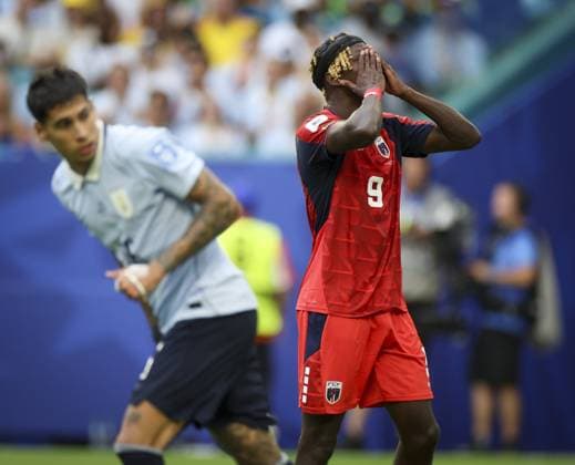 June 21, 2026, Miami Gardens, Florida, USA: Cape Verde forward Benchimol (9) reacts after missing a shot on goal during the first half against Uruguay in their World Cup match Sunday, June 21, 2026 in Miami Gardens. Miami Gardens USA - ZUMAs70_ 0859680791st Copyright: xChrisxUrsox
