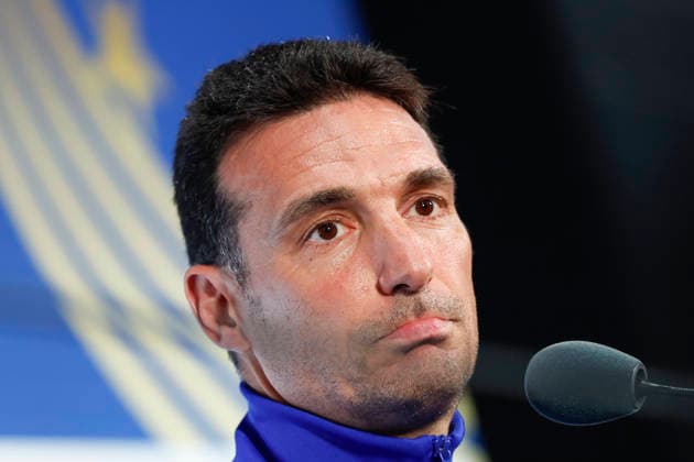 Argentina s head coach, Lionel Scaloni, reacts at a press conference, PK, Pressekonferenz ahead of the upcoming 2026 FIFA World Cup, WM, Weltmeisterschaft, Fussball match against Austria at the stadium in Dallas, Texas, United States, 21 June 2026. Press conference with the Argentine national team, Nationalteam !ACHTUNG: NUR REDAKTIONELLE NUTZUNG!  Copyright: xSebastiánxMariscalx GR1039 0859687046st