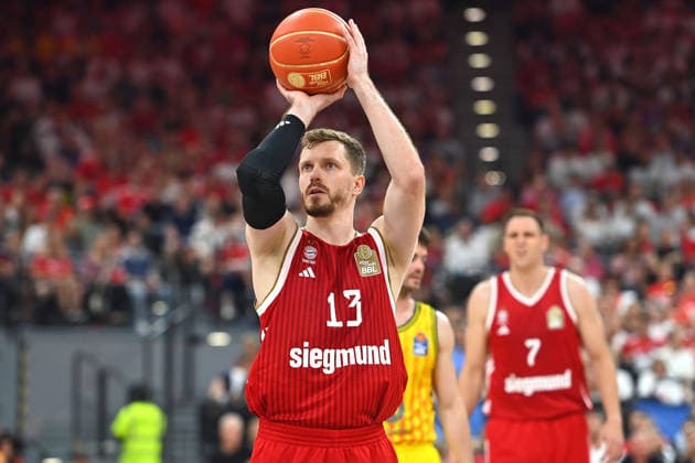 Andreas OBST (FCB), Aktion,Einzelbild,angeschnittenes Einzelmotiv,Halbfigur,halbe Figur. Basketball BBL,Saison 2025 2026 Play Off Finale Spiel 5, FC Bayern Muenchen - Alba Berlin 81-84 am 21.06.2026 S A P G A R D EN *** Andreas OBST FCB, Action, Single Frame, Cropped Single Shot, Half-Figure, Basketball BBL, 2025–2026 Season Playoff Finals Game 5, FC Bayern Munich vs. Alba Berlin 81–84 on June 21, 2026, SAP GARDEN,detected_source_language