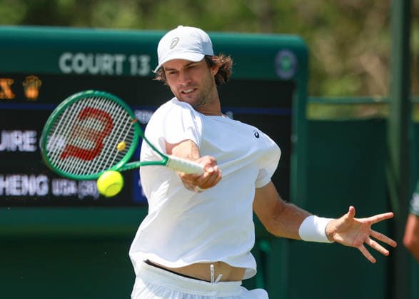 Sport Bilder des Tages Henri Squire (GER), Herren Einzel, Men s Singles, Qualifikation, Wimbledon Tennis - Wimbledon 2026 - Grand Slam ITF ATP, Tennis Herren WTA, Tennis Damen - AELTC - London - - Great Britain - 22 June 2026. *** Henri Squire GER, Mens Singles, Qualifying, Wimbledon Tennis, Wimbledon 2026, Grand Slam, ITF, ATP, WTA, AELTC, London, Great Britain, June 22, 2026,detected_source_language Copyright: xJuergenxHasenkopfx