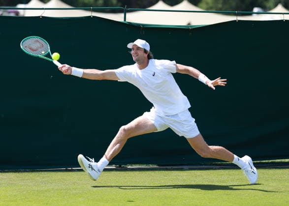 Henri Squire (GER), Herren Einzel, Men s Singles, Qualifikation, Wimbledon Tennis - Wimbledon 2026 - Grand Slam ITF ATP, Tennis Herren WTA, Tennis Damen - AELTC - London - - Great Britain - 22 June 2026. *** Henri Squire GER, Mens Singles, Qualifying, Wimbledon Tennis, Wimbledon 2026, Grand Slam, ITF, ATP, WTA, AELTC, London, Great Britain, June 22, 2026,detected_source_language Copyright: xJuergenxHasenkopfx