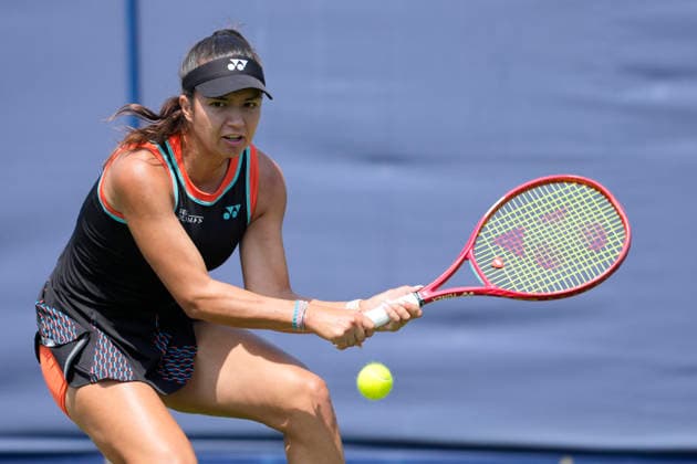 Lexus Eastbourne Open - Day One Petra Marcinko in action during her match at the 2026 Lexus Eastbourne Open Women s tennis tournament at the Devonshire Park Lawn Tennis Club in Eastbourne, Great Britain, on June 22, 2026. Eastbourne United Kingdom  Copyright: xOwenxHammondx originalFilename:hammond-2026lexu260622_np9jt.jpg