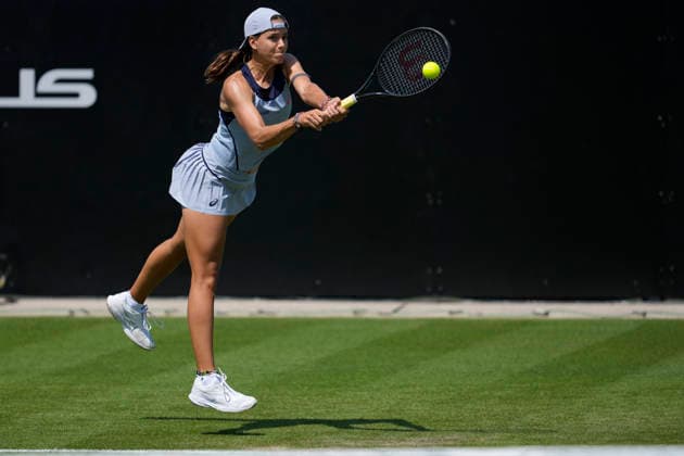Lexus Eastbourne Open - Day One Emiliana Arango in action during a match at the 2026 Lexus Eastbourne Open Women s tennis tournament at the Devonshire Park Lawn Tennis Club in Eastbourne, Great Britain, on June 22, 2026. Eastbourne United Kingdom  Copyright: xOwenxHammondx originalFilename:hammond-2026lexu260622_npQDR.jpg