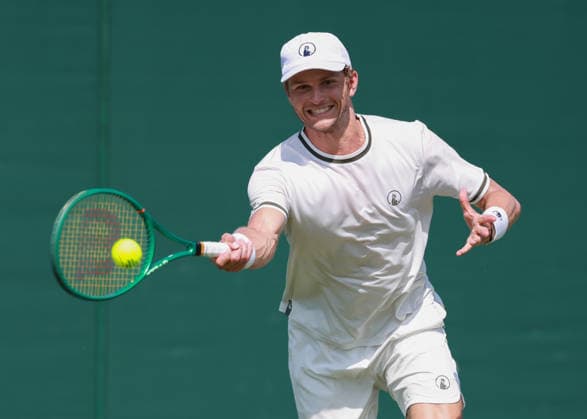 August Holmgren (DEN), Herren Einzel, Men s Singles, Qualifikation, Wimbledon Tennis - Wimbledon 2026 - Grand Slam ITF ATP, Tennis Herren WTA, Tennis Damen - AELTC - London - - Great Britain - 22 June 2026. *** August Holmgren DEN, Mens Singles, Qualifying, Wimbledon Tennis, Wimbledon 2026, Grand Slam, ITF, ATP, WTA, AELTC, London, Great Britain, June 22, 2026,detected_source_language Copyright: xJuergenxHasenkopfx