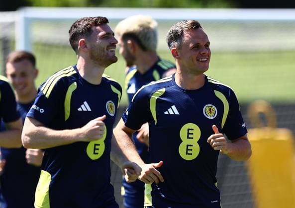Andy Robertson and Lawrence Shankland of Scotland Scotland Training and press conference, PK, Pressekonferenz 2026 FIFA World Cup, WM, Weltmeisterschaft, Fussball Football, Atrium Health Performance Park, Charlotte, USA - 22 Jun 2026Charlotte Atrium Health Performance Park United States of America EDITORIAL USE ONLY No use with unauthorised audio, video, data, fixture lists, club league logos or live services. Online in-match use limited to 120 images, no video emulation. No use in betting, games or single club league player publications.  Copyright: xMichaelxZemanek Shutterstockx 16949461c
