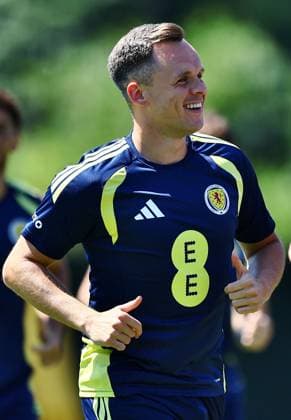 Lawrence Shankland of Scotland Scotland Training and press conference, PK, Pressekonferenz 2026 FIFA World Cup, WM, Weltmeisterschaft, Fussball Football, Atrium Health Performance Park, Charlotte, USA - 22 Jun 2026Charlotte Atrium Health Performance Park United States of America EDITORIAL USE ONLY No use with unauthorised audio, video, data, fixture lists, club league logos or live services. Online in-match use limited to 120 images, no video emulation. No use in betting, games or single club league player publications.  Copyright: xMichaelxZemanek Shutterstockx 16949461af
