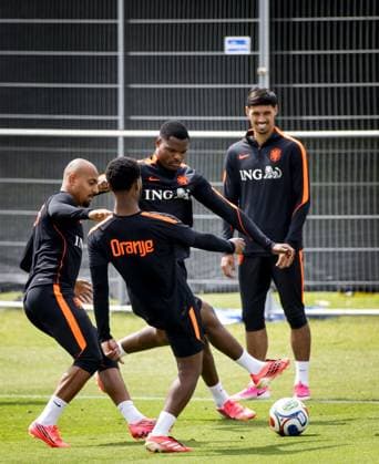 KANSAS CITY - Donyell Malen of the Netherlands, Jorrel Hato of the Netherlands, Denzel Dumfries of the Netherlands, and Tijjani Reijnders of the Netherlands during a training session of the Dutch national team, Nationalteam at the KC Current Training Facility on June 22, 2026, in Kansas City. The Dutch national team is preparing for the match against Tunisia at the FIFA World Cup, WM, Weltmeisterschaft, Fussball KOEN VAN WEEL ANP xVIxANPxSportx xxANPxIVx 561670678 originalFilename: 561670678.jpg