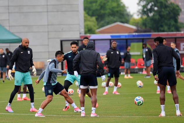 Panama s national soccer team players take part in a training session at Centennial Park in Toronto, Canada, 22 June 2026. Panama s training session !ACHTUNG: NUR REDAKTIONELLE NUTZUNG!  Copyright: xBienvenidoxVelascox GRAF3345 20260622-55020675676_1