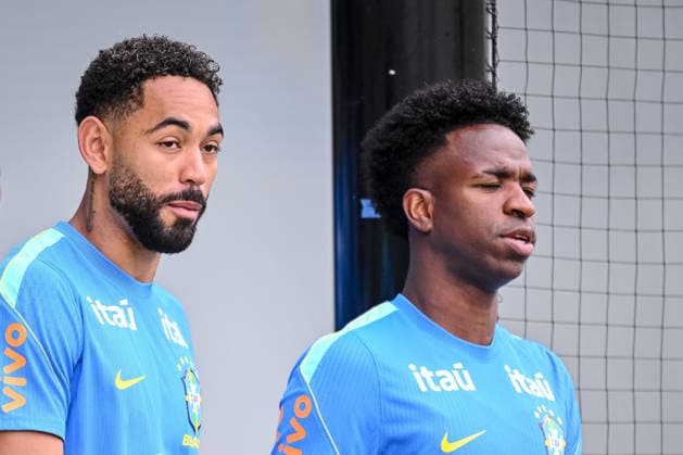 Matheus Cunha (Brazil) and Vinicius Junior (Brazil) Looks on during the Brazil training session at Columbia Park Training Facility on June 22, 2026 in Morristown, New Jersey. (Photo by Harry Langer DeFodi Images) - *** Matheus Cunha of Brazil and Vinicius Junior of Brazil watch during the Brazil training session at Columbia Park Training Facility on June 22, 2026, in Morristown, New Jersey. Photo by Harry Langer, DeFodi Images,detected_source_language