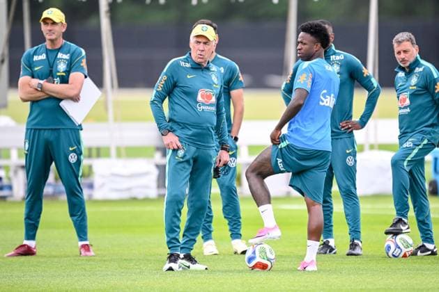coach Carlo Ancelotti (Brazil) and Vinicius Junior (Brazil) Looks on during the Brazil training session at Columbia Park Training Facility on June 22, 2026 in Morristown, New Jersey. (Photo by Harry Langer DeFodi Images) - *** Coach Carlo Ancelotti of Brazil and Vinicius Junior of Brazil look on during the Brazil training session at Columbia Park Training Facility on June 22, 2026, in Morristown, New Jersey. Photo by Harry Langer, DeFodi Images,detected_source_language