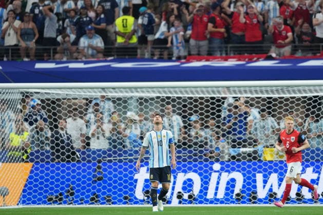 FIFA World Cup, WM, Weltmeisterschaft, Fussball 2026 - Group J - Argentina vs Austria Lionel Messi of Argentina reacts after missing to convert a penalty during the FIFA World Cup 2026 group stage match Argentina against Austria, in Dallas, USA, 22 June 2026. DALLAS United States  Copyright: xJEFFREYxMCWHORTERx