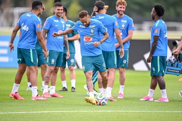 Neymar (Brazil) controls the Ball during the Brazil training session at Columbia Park Training Facility on June 22, 2026 in Morristown, New Jersey. (Photo by Harry Langer DeFodi Images) - *** Neymar of Brazil controls the ball during a Brazil training session at Columbia Park Training Facility on June 22, 2026, in Morristown, New Jersey. Photo by Harry Langer, DeFodi Images,detected_source_language