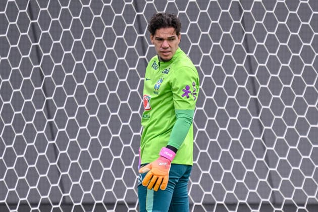 goalkeeper Ederson (Brazil) Looks on during the Brazil training session at Columbia Park Training Facility on June 22, 2026 in Morristown, New Jersey. (Photo by Harry Langer DeFodi Images) - *** Goalkeeper Ederson of Brazil looks on during the Brazil training session at Columbia Park Training Facility on June 22, 2026, in Morristown, New Jersey. Photo by Harry Langer, DeFodi Images,detected_source_language