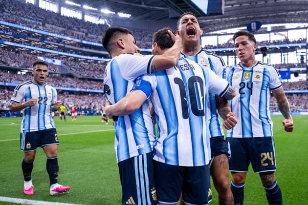 260622 Lionel Messi of Argentina celebrates with Lautaro Martinez, Enzo Fernandez, Facundo Medina and Thiago Almada after 1-0 during the FIFA World Cup, WM, Weltmeisterschaft, Fussball 2026 football match between Argentina and Austria on June 22, 2026 in Dallas. Photo: Ludvig Thunman BILDBYRAN kod LT LT0807 fotboll football soccer fotball vm fotbolls-vm fotball-vm fotbolls-vm 2026 fifa world cup 2026 day 12 bbeng jubel *** June 22, 2026  Copyright: LUDVIGxTHUNMAN BB260622LT087