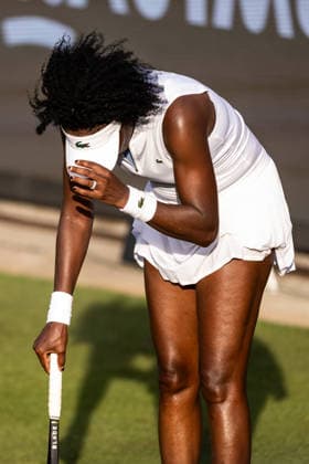 BAD HOMBURG, GERMANY - JUNE 22: Venus Williams (USA) frustrated during the Bad Homburg Open powered by Solarwatt Singles match between Venus Williams (USA) vs Irina-Camelia Begu (ROU) at Kurpark Bad Homburg on June 22, 2026 in Bad Homburg, Germany. Hessen Germany Copyright: xSteffiexWunderlx
