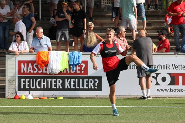 David Kammerbauer (SI) Trainingsauftakt der Sportfreunde Siegen zur Saison 2026 2027 im Leimbachstadion auf dem Kunstrasenplatz. Fussball Regionalliga West, Trainingsauftakt, Sportfreunde Siegen, am 22.06.2026 in Siegen Deutschland. *** David Kammerbauer SI