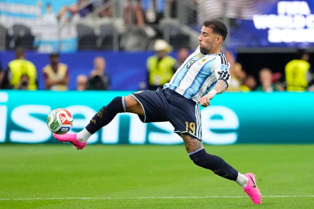 June 22, 2026, Arlington, Texas, United States: Nicolas Otamendi of Argentina plays the ball during the FIFA World Cup, WM, Weltmeisterschaft, Fussball 2026 Group J match between Argentina and Austria at Dallas Stadium on June 22, 2026 in Arlington, Texas. Argentina V Austria: Group J - FIFA World Cup 2026  - ZUMAa181 20260622_zaa_a181_089 Copyright: xJosexBretonx