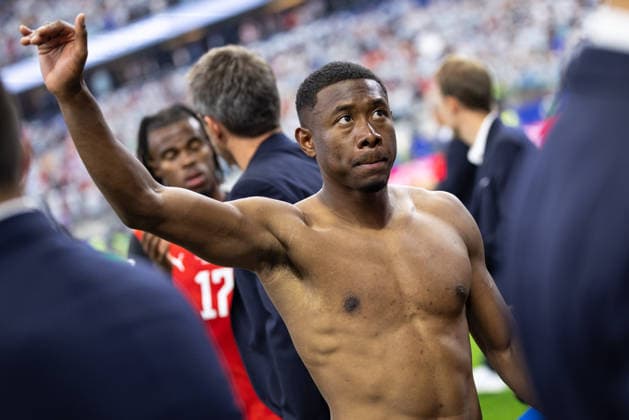 SOCCER - FIFA World Cup, WM, Weltmeisterschaft, Fussball 2026 ARLINGTON,TEXAS,USA,22.JUN.26 - SOCCER - FIFA World Cup 2026, group stage, Argentina vs Austria. Image shows Carney Chukwuemeka and David Alaba (AUT).  GEPAxpictures xArminxRauthner
