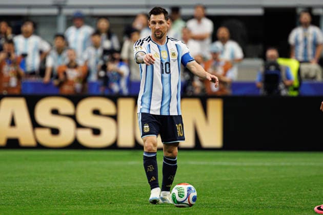 Lionel Messi seen during FIFA World Cup, WM, Weltmeisterschaft, Fussball 2026 game between national teams of Argentina and Austria (Grzegorz Wajda Ball Raw Images) Arlington Dallas Stadium USA Copyright: xGrzegorzxWajdax grzegorzwajda_argentina_austria_2526_5-6