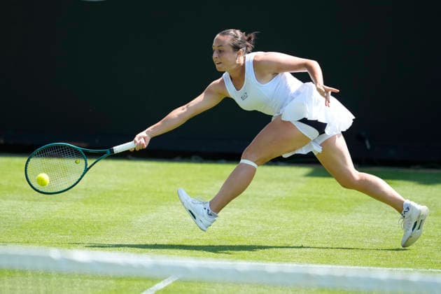 Lexus Eastbourne Open - Day One Elisabetta Cocciaretto in action during her match at the 2026 Lexus Eastbourne Open Women s tennis tournament at the Devonshire Park Lawn Tennis Club in Eastbourne, Great Britain, on June 22, 2026. Eastbourne United Kingdom  Copyright: xOwenxHammondx originalFilename:hammond-2026lexu260622_npnnq.jpg