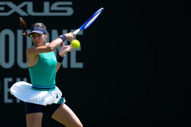 Lexus Eastbourne Open - Day One Ajla Tomljanovic competes during her match at the 2026 Lexus Eastbourne Open Women s tennis tournament at the Devonshire Park Lawn Tennis Club in Eastbourne, Great Britain, on June 22, 2026. Eastbourne United Kingdom  Copyright: xOwenxHammondx originalFilename:hammond-2026lexu260622_npV44.jpg