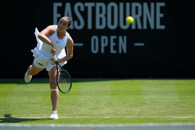 Lexus Eastbourne Open - Day One Elisabetta Cocciaretto in action during her match at the 2026 Lexus Eastbourne Open Women s tennis tournament at the Devonshire Park Lawn Tennis Club in Eastbourne, Great Britain, on June 22, 2026. Eastbourne United Kingdom  Copyright: xOwenxHammondx originalFilename:hammond-2026lexu260622_npZ2n.jpg