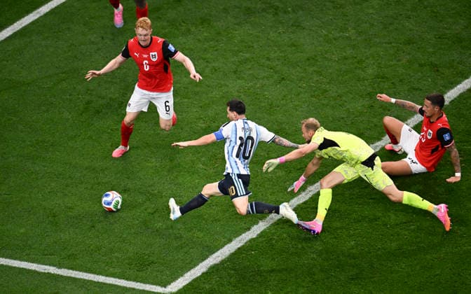 (260623) -- DALLAS, June 23, 2026 -- Lionel Messi (2nd L) of Argentina shoots during the group J match between Argentina and Austria at the 2026 FIFA World Cup, WM, Weltmeisterschaft, Fussball at Dallas Stadium in Dallas, the United States, June 22, 2026. ) (SP)U.S.-DALLAS-FOOTBALL-FIFA WORLD CUP-GROUP J-ARG VS AUT WuxXiaoling 