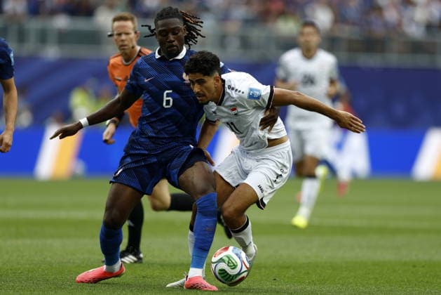 FIFA World Cup, WM, Weltmeisterschaft, Fussball 2026 - Group I - France vs Iraq Manu Kone of France (L) in action against Ahmed Qasem of Iraq (R) during the FIFA World Cup 2026 group stage match France against Iraq, in Philadelphia, Pennsylvania, USA, 22 June 2026. PHILADELPHIA United States  Copyright: xWILLxOLIVERx