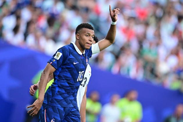 France v Iraq - FIFA World Cup, WM, Weltmeisterschaft, Fussball 2026 - Group I PHILADELPHIA, UNITED STATES - JUNE 22: Kylian Mbappe (10) of France in action during the 2026 FIFA World Cup First Stage Group I match between France and Iraq at Lincoln Financial Field (Philadelphia Stadium) in Philadelphia, Pennsylvania, United States on June 22, 2026. Abdulhamid Hosbas Anadolu Pennsylvania United States. Editorial use only. Please get in touch for any other usage.  Copyright: x2026xAnadoluxAbdulhamidxHosbasx