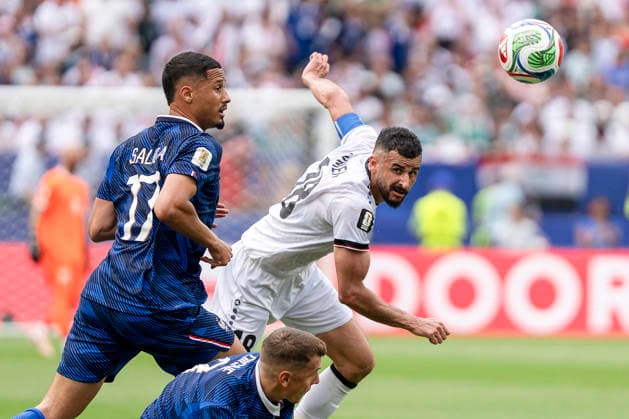 William Saliba (L) of France in action against Aymen Hussein (R) of Irak during a Group I match of the 2026 FIFA World Cup, WM, Weltmeisterschaft, Fussball between France and Iraq at Lincoln Financial Field in Philadelphia, United States, 22 June 2026. FIFA WORLD CUP 2026 - Group I France vs Iraq !ACHTUNG: NUR REDAKTIONELLE NUTZUNG!  Copyright: xAngelxColmenaresx GR1100 20260622-55020678168_1