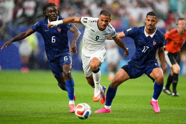 June 22, 2026: Iraq Forward Ali Alhamadi (9) chases the ball during the first half of a World Cup Match against France at Philadelphia Stadium in Philadelphia, Pennsylvania. CSM Philadelphia United States of America - ZUMAc04_ 20260622_zma_c04_045 Copyright: xKylexRoddenx