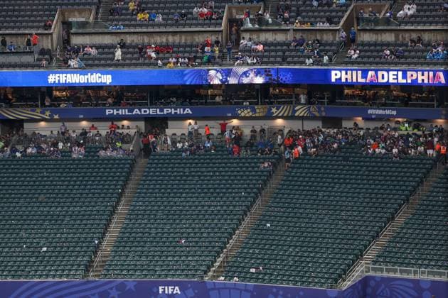 France-Iraq World Cup game suspended due to severe weather alert PHILADELPHIA, PENNSYLVANIA JUNE 22: The FIFA World Cup, WM, Weltmeisterschaft, Fussball 2026 Group I match between France and Iraq at Philadelphia Stadium was suspended at halftime due to severe thunderstorms and lightning in the area on June 22, 2026. France led 1 0 through a first-half goal by Kylian MbappÃ before FIFA halted play and instructed spectators to seek shelter inside the stadium. Under local safety protocols, the match could only resume after a prolonged period without lightning strikes in the vicinity. PHILADELPHIA United States of America Copyright: x xAymanxArefxMohamedxSaadxElxDinx xJNAxPressx