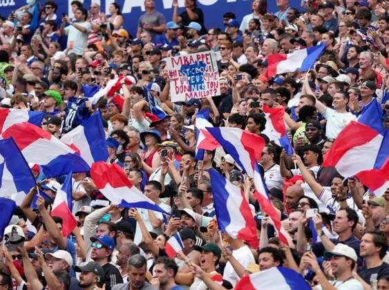 June 22, 2026, Philadelphia, Pennsylvania, USA: Franes fans celebrate during the 2026 World Cup Group I football match between France and Iraq at Lincoln Financial Field Stadium in Philadelphia, Pennsylvania, USA, on June 22, 2026. Philadelphia USA - ZUMAs337 20260622_znp_s337_001 Copyright: xGentxShkullakux