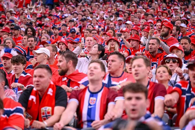 Norway Supporters during the FIFA World Cup, WM, Weltmeisterschaft, Fussball 2026 Group I match between Norway and Senegal at New York New Jersey Stadium on June 22, 2026 in East Rutherford, United States. (Photo by Harry Langer DeFodi Images) - *** Norwegian fans during the 2026 FIFA World Cup Group I match between Norway and Senegal at New York New Jersey Stadium on June 22, 2026, in East Rutherford, United States. Photo by Harry Langer, DeFodi Images,detected_source_language