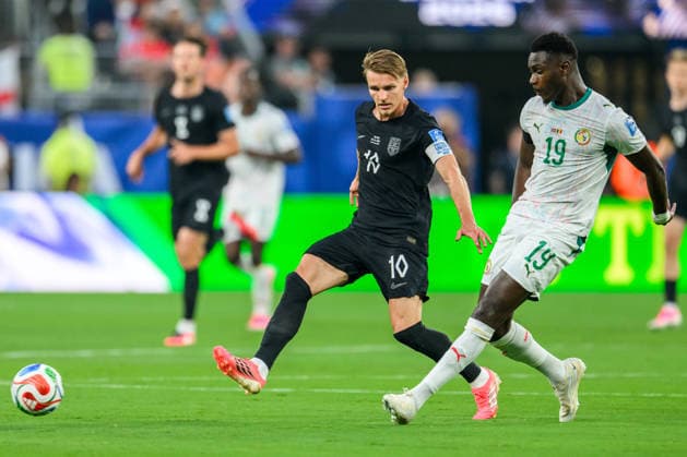 260622 Martin odegaard of Norway and Moussa Niakhate of Senegal during the FIFA World Cup, WM, Weltmeisterschaft, Fussball 2026 group stage football match between Norway and Senegal on June 22, 2026 in New Jersey. Photo: Jon Olav Nesvold BILDBYRAN COP 217 VG0963 bbeng fotboll football soccer fotball vm fotbolls-vm fotball-vm fotbolls-vm 2026 fifa world cup 2026 new york norge norway senegal *** June 22, 2026  Copyright: JONxOLAVxNESVOLD BB260622JE022