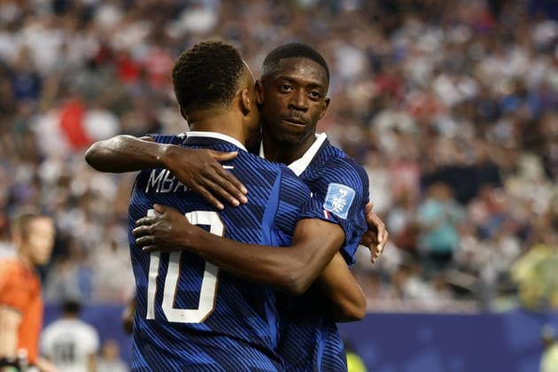 FIFA World Cup, WM, Weltmeisterschaft, Fussball 2026 - Group I - France vs Iraq Kylian Mbappe of France (L) celebrates with his teammate Ousmane Dembele after scoring the 2-0 goal during the FIFA World Cup 2026 group stage match France against Iraq, in Philadelphia, Pennsylvania, USA, 22 June 2026. PHILADELPHIA United States  Copyright: xWILLxOLIVERx