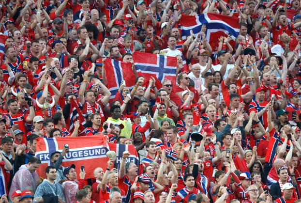 Norwegian fans cheers for their team before the start of their FIFA World Cup, WM, Weltmeisterschaft, Fussball match against Senegal at New York New Jersey Stadium in East Rutherford, New Jersey, on Monday, June 22, 2026.  NYP20260622902 JOHNxANGELILLO