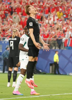 Norway s Martin Odegaard reacts after missing a shot on goal against Senegal in the first half of a FIFA World Cup, WM, Weltmeisterschaft, Fussball match at New York New Jersey Stadium in East Rutherford, New Jersey, on Monday, June 22, 2026.  NYP20260622907 JOHNxANGELILLO
