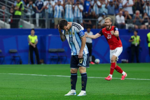 ARLINGTON, TEXAS - JUNE 22: Lionel Messi 10 of Argentina in action during the FIFA World Cup, WM, Weltmeisterschaft, Fussball 2026 Group J match between Argentina and Austria at Dallas Stadium on June 22, 2026 in Arlington, Texas.  Copyright: xVCGx 111649835138