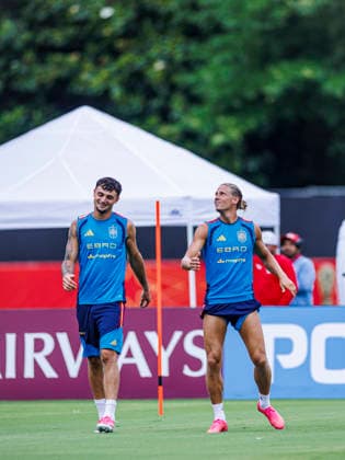 Spain national team, Nationalteam World Cup 22 06 2026 Marc Pubill of Spain (L) and Marcos Llorente of Spain (R) during the Spanish national team s training session at their World Cup base camp at the Baylor School in Chattanooga, United States of America on June 22, 2026. Photo (PGS Photo Agency) Chattanooga Copyright: xPGSxPhotoxAgencyx