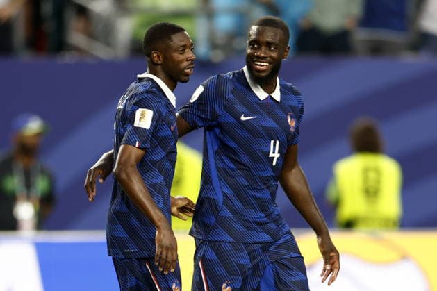 FIFA World Cup, WM, Weltmeisterschaft, Fussball 2026 - Group I - France vs Iraq Ousmane Dembele of France (L) celebrates with his teammate Dayot Upamecano after scoring the 3-0 goal the FIFA World Cup 2026 group stage match France against Iraq, in Philadelphia, Pennsylvania, USA, 22 June 2026. PHILADELPHIA United States  Copyright: xWILLxOLIVERx