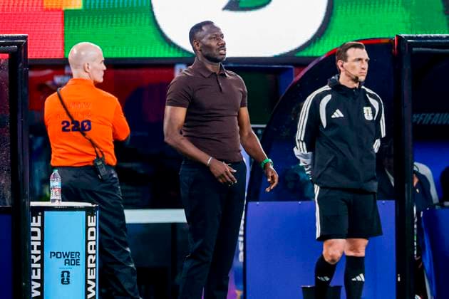 head coach Pape Thiaw of Senegal looks on Norway v Senegal, Group I - FIFA World Cup, WM, Weltmeisterschaft, Fussball 2026, Norway v Senegal, New York New Jersey Stadium, June 22, 2026, East Rutherford, United States.
