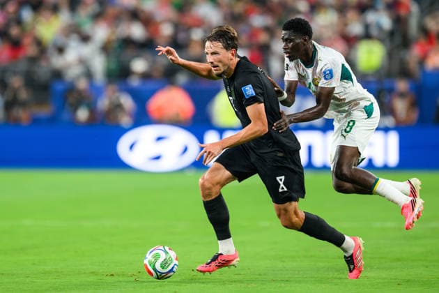 260622 Sander Berge of Norway and Lamine Camara of Senegal during the FIFA World Cup, WM, Weltmeisterschaft, Fussball 2026 group stage football match between Norway and Senegal on June 22, 2026 in New Jersey. Photo: Vegard Grott BILDBYRAN kod VG VG0963 bbeng fotboll football soccer fotball vm fotbolls-vm fotball-vm fotbolls-vm 2026 fifa world cup 2026 new york norge norway senegal *** June 22, 2026  Copyright: VEGARDxGRoTT BB260622VG056