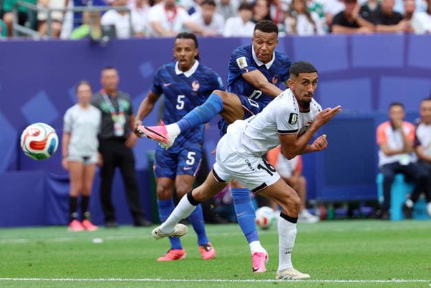 FIFA World Cup, WM, Weltmeisterschaft, Fussball 2026 - Group I - France vs Iraq Kylian Mbappe (C) of France scores his first goal during the FIFA World Cup 2026 group stage match France against Iraq, in Philadelphia, Pennsylvania, USA, 22 June 2026. PHILADELPHIA United States  Copyright: xJIJIxPRESSx