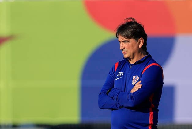 Croatia s head coach, Zlatko Dalic, watches a training session at Centennial Park in Toronto, Canada, 22 June 2026. Croatia national team, Nationalteam Training in Toronto !ACHTUNG: NUR REDAKTIONELLE NUTZUNG!  Copyright: xBienvenidoxVelascox GR2073 20260623-55020678867_1