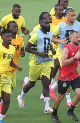 (260623) -- HOUSTON, June 23, 2026 -- Arthur Masuaku Masuaku (front C) of the Democratic Republic of the Congo (DRC) attends a training session at the FIFA World Cup, WM, Weltmeisterschaft, Fussball 2026 in Houston, the United States, on June 22, 2026. ) (SP)U.S.-HOUSTON-FOOTBALL-FIFA WORLD CUP-TRAINING-DR CONGO LixMing 