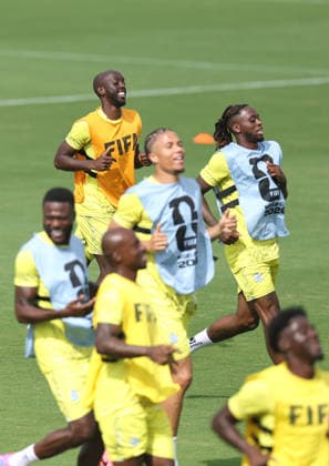 (260623) -- HOUSTON, June 23, 2026 -- Yoane Wissa (top L) of the Democratic Republic of the Congo (DRC) attends a training session at the FIFA World Cup, WM, Weltmeisterschaft, Fussball 2026 in Houston, the United States, on June 22, 2026. ) (SP)U.S.-HOUSTON-FOOTBALL-FIFA WORLD CUP-TRAINING-DR CONGO LixMing 