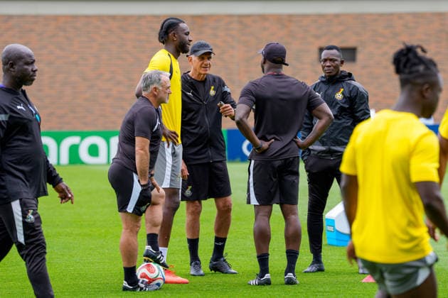 (260623) -- BOSTON, June 23, 2026 -- Carlos Queiroz (4th L), head coach of Ghana, instructs players during a training session at the FIFA World Cup, WM, Weltmeisterschaft, Fussball 2026 in Boston, the United States, June 22, 2026. ) (SP)U.S.-BOSTON-FOOTBALL-FIFA WORLD CUP-TRAINING-GHANA ChenxYichen 