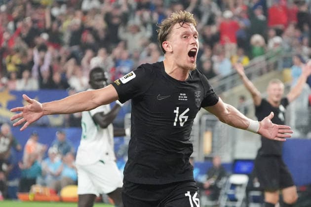 celebrate the goal, Torjubel zum 1:0 Marcus Holmgren Pedersen (Norwegen, Norway, 16) - New York 22.06.2026: Norwegen vs. Senegal, MetLife Stadium, World Cup 26 Gruppe I, 2. Spieltag *** celebrate the goal, goal celebration for the 1-0 goal by Marcus Holmgren Pedersen, Norway, June 22, 2026, Norway vs. Senegal, MetLife Stadium, World Cup 26, Group I, Matchday 2,detected_source_language